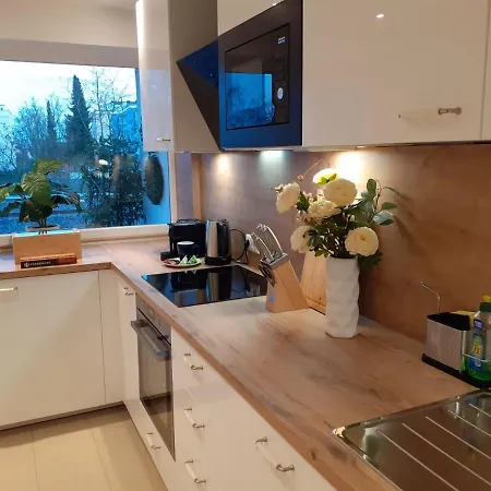 Appartement New - Kameni Confort Wifi Munich Airport Family Neufahrn bei Freising